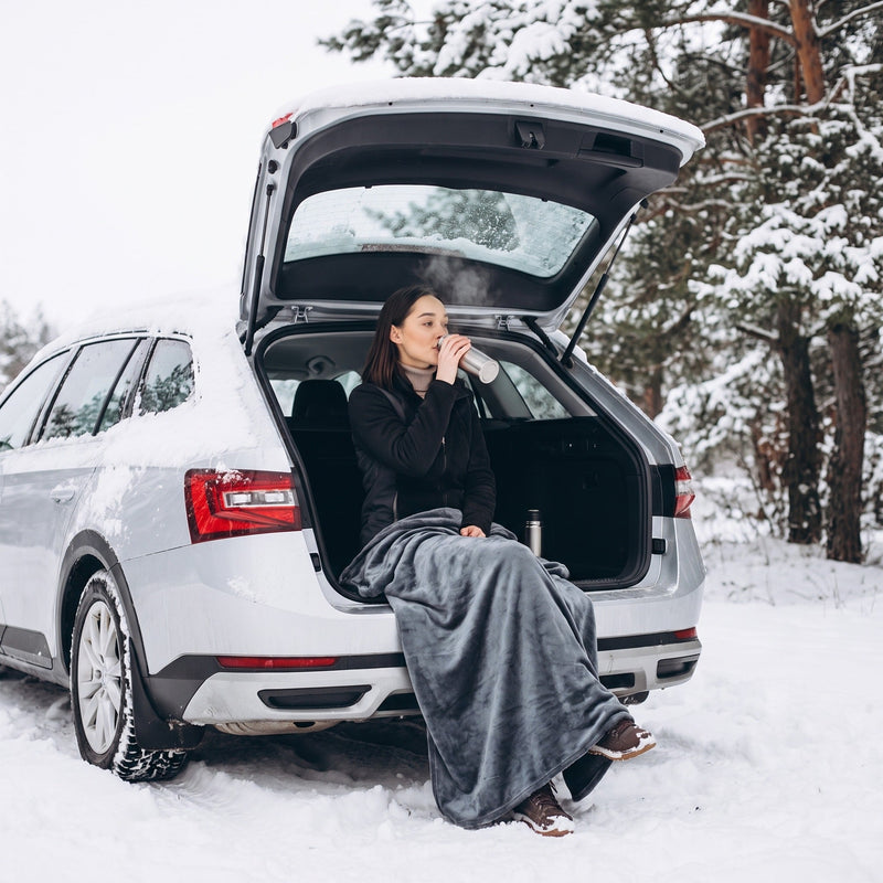 12V Flannel Heated Car Blanket, 150 x 100 cm with 9 Heat Levels - product view 3 | Buffalo Gears