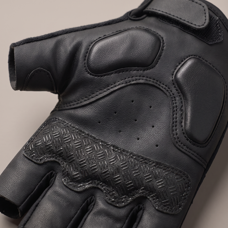 Gel-Padded Half-Finger Cycling Gloves Breathable Mesh Grip - product view 2 | Buffalo Gears