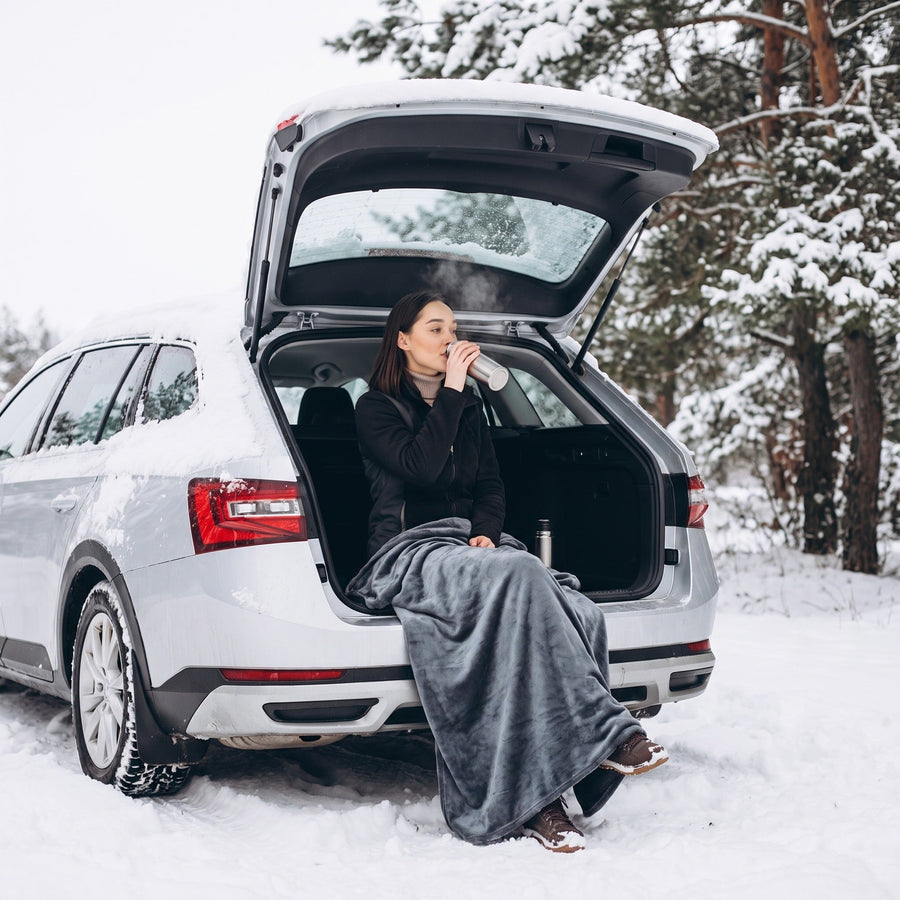 12V Flannel Heated Car Blanket, 150 x 100 cm with 9 Heat Levels - product view 3 | Buffalo Gears