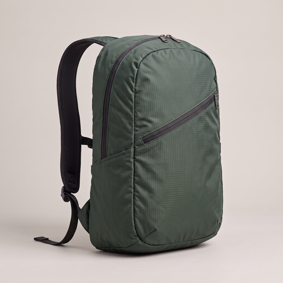 22L Lightweight Foldable Daypack Water-Resistant Packable Trail Bag - Forest Green | Buffalo Gears