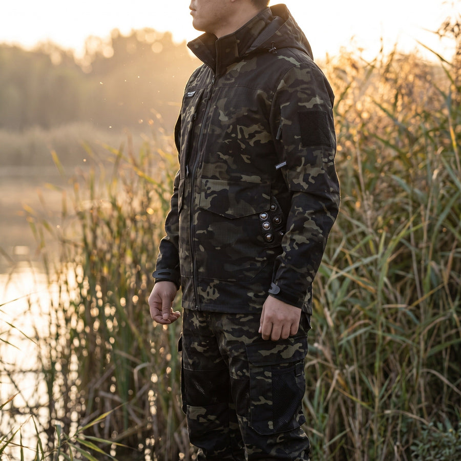 Camouflage Jacket and Trouser Set for Men with Mesh Vents - product view 2 | Buffalo Gears