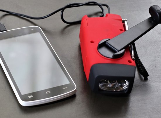 Emergency Radio Power Bank Torch Solar Hand Crank Weather – product view 5 | Buffalo Gears
