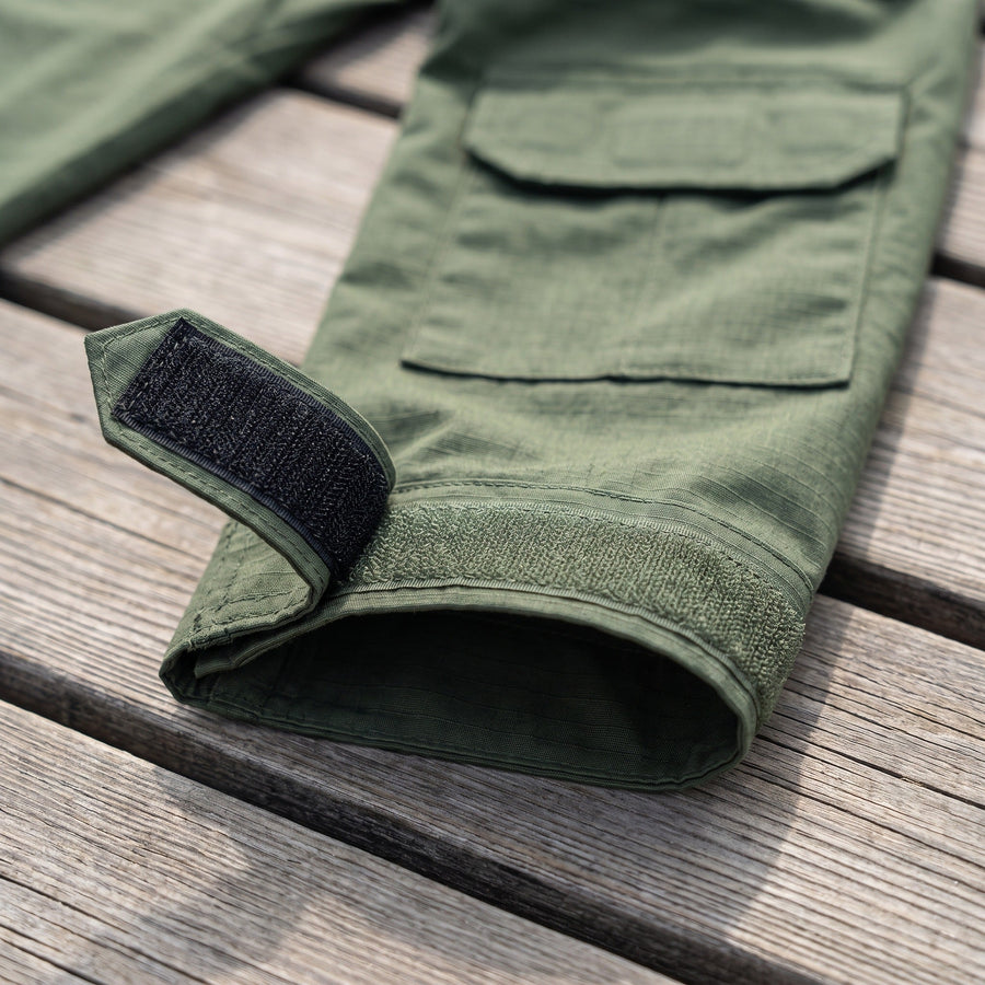 Half Zip Sports Top for Men with Adjustable Cuffs - product view 3 | Buffalo Gears