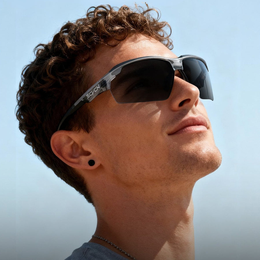 Photochromic UV400 Sunglasses for Trail and Trekking - product view 3 | Buffalo Gears