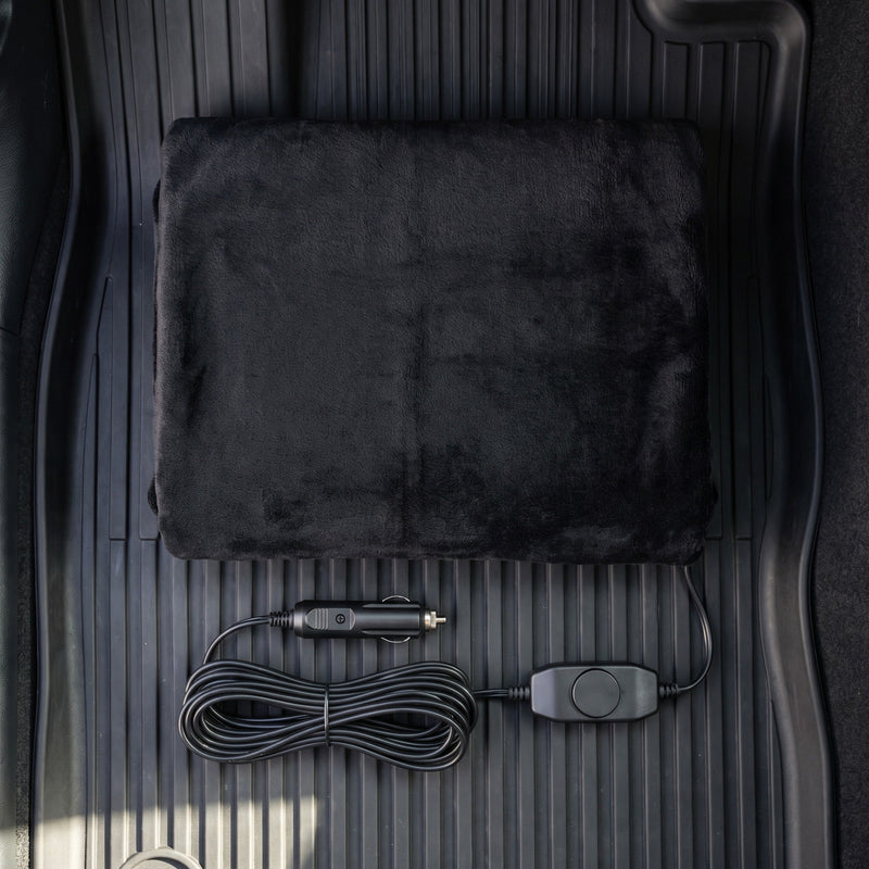 Plush Heated Car Blanket with 12V Lighter Socket Plug, 2 Sizes - product view 4 | Buffalo Gears