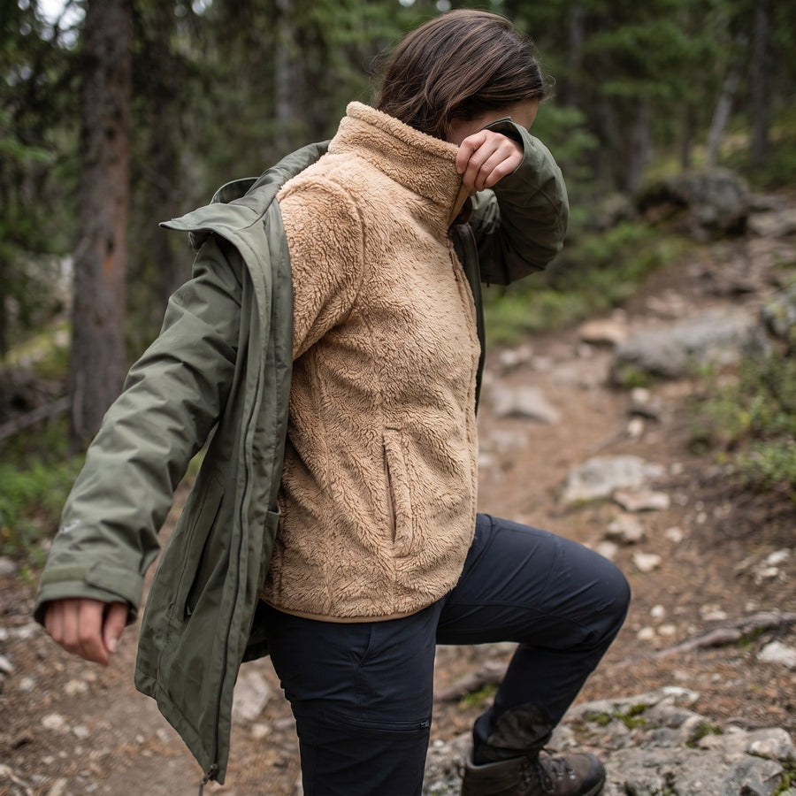 Short Teddy Jacket for Women, Lightweight and Warm - product view 4 | Buffalo Gears