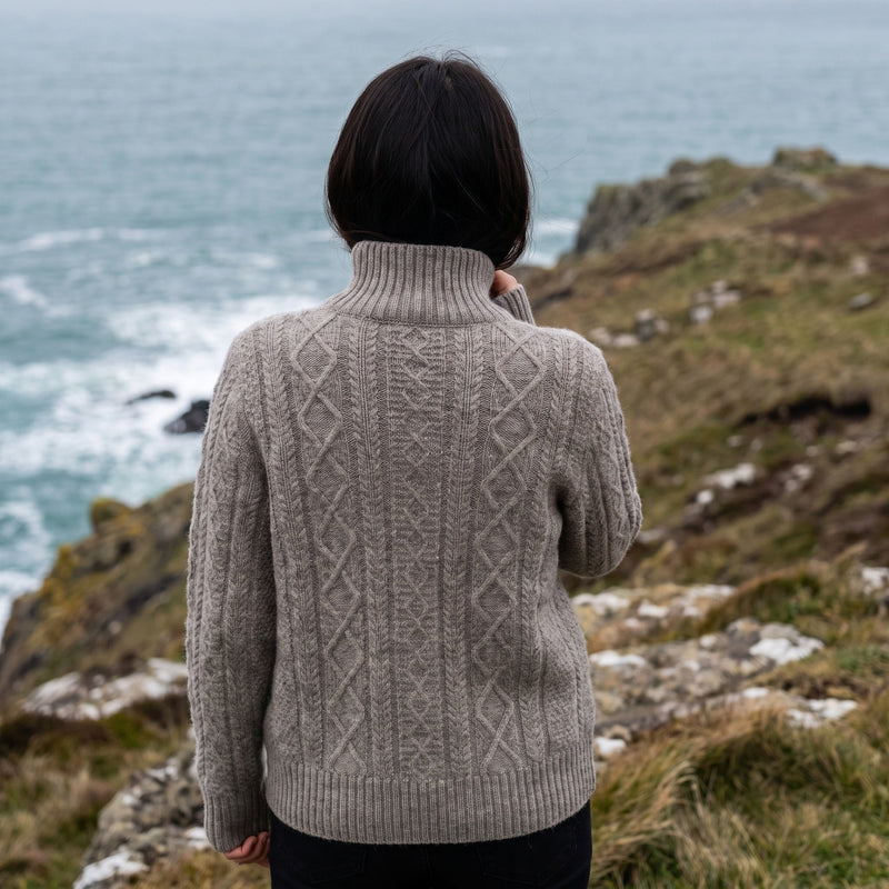 Thick Wool Jumper for Women with Twist Pattern - product view 4 | Buffalo Gears