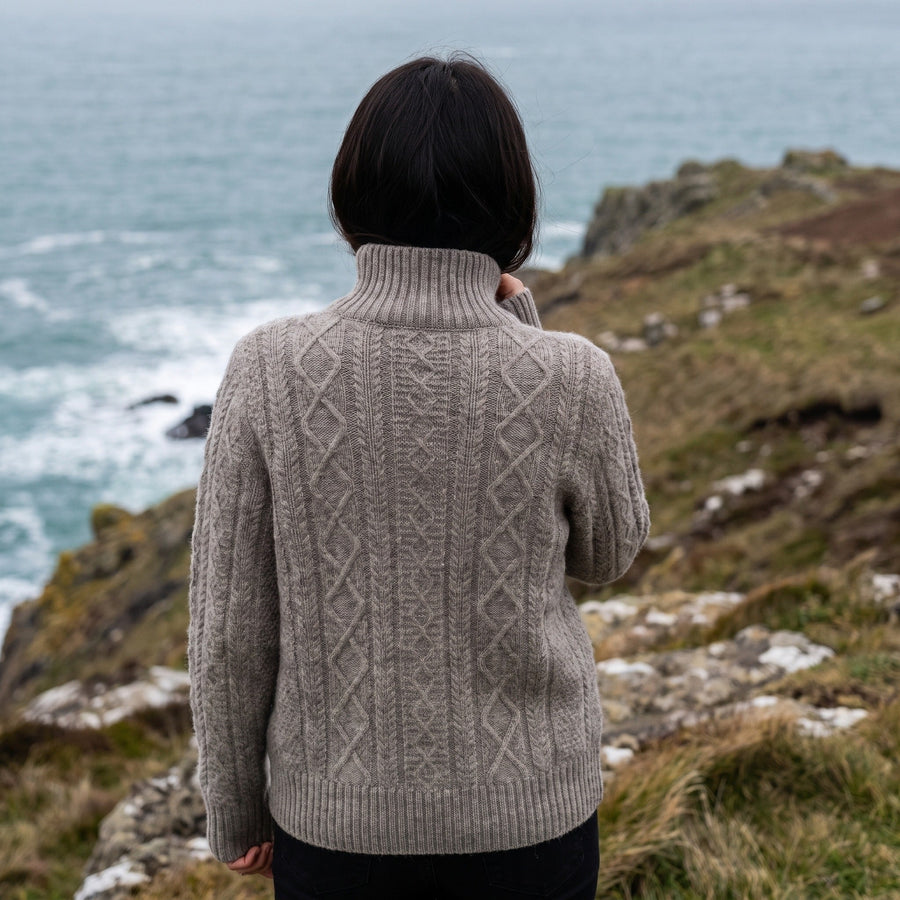 Thick Wool Jumper for Women with Twist Pattern - product view 4 | Buffalo Gears