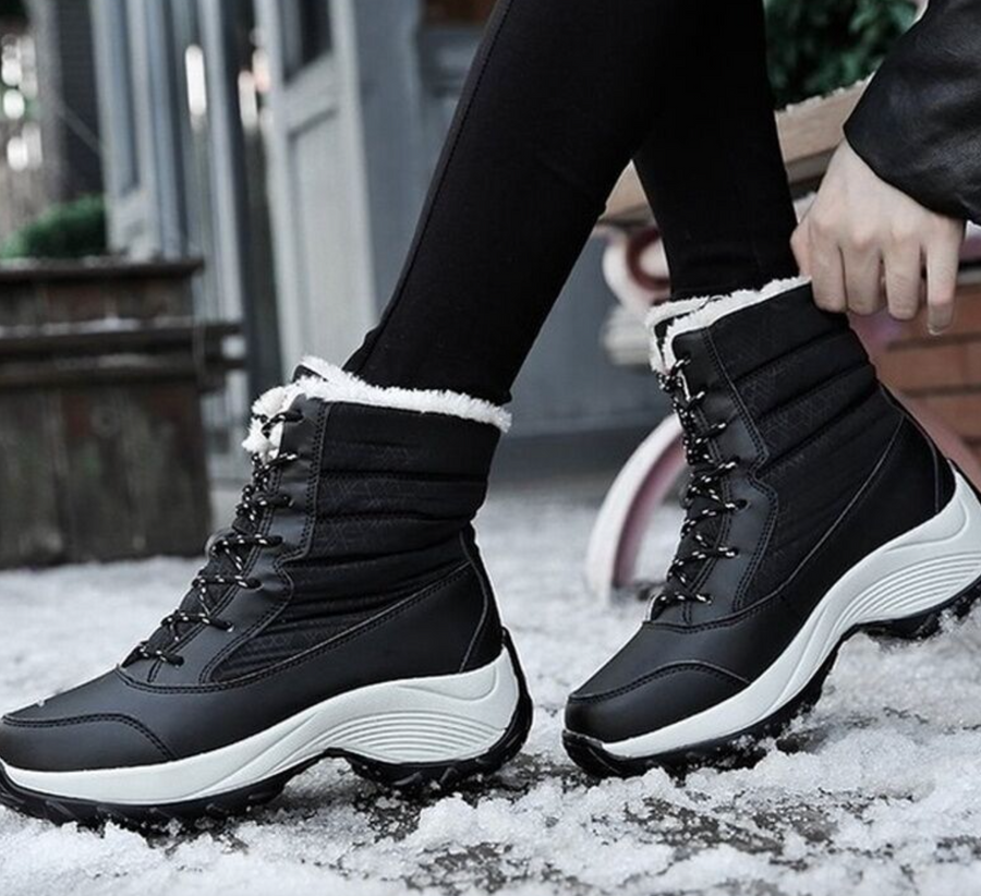 Women's Insulated Snow Boots for Mountain Winter Days - product view 4 | Buffalo Gears